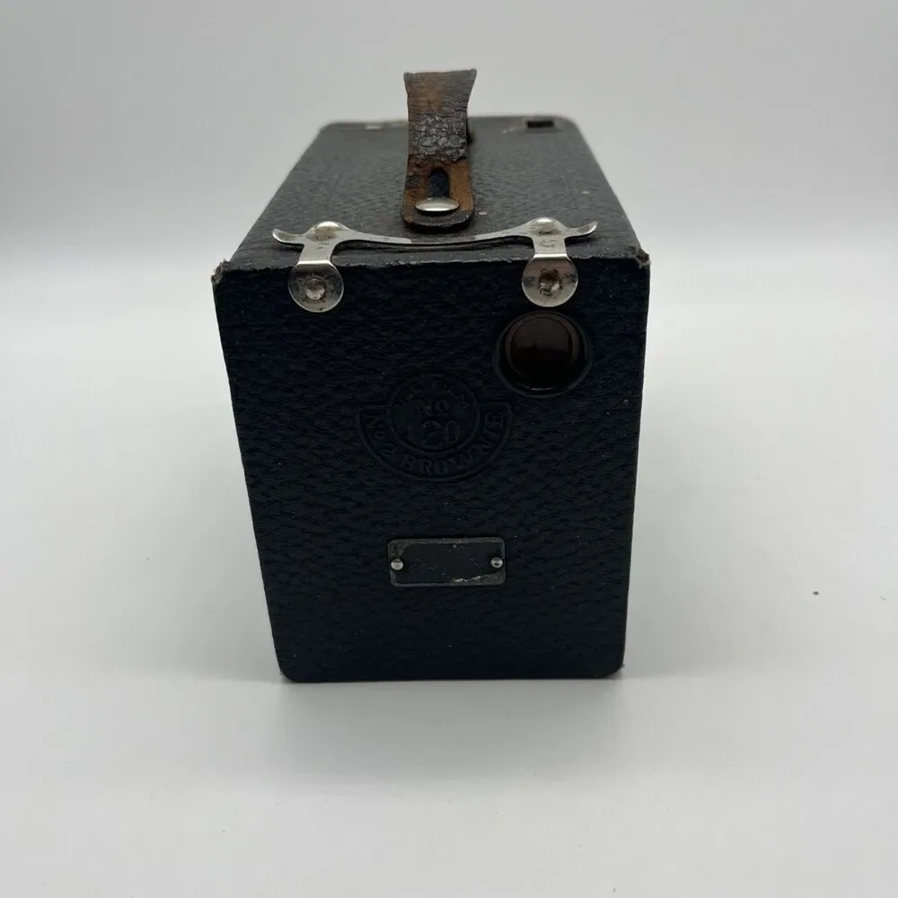 Vintage Eastman Kodak No. 2 Brownie Model Box Camera